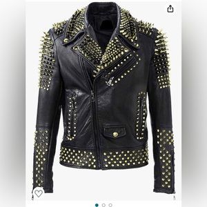 Leather, zippers, spikes oh my! NWOT coat size 46